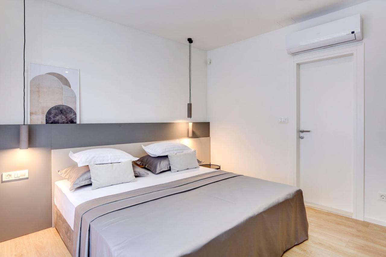 Apartments Hugo 2 Сплит Екстериор снимка